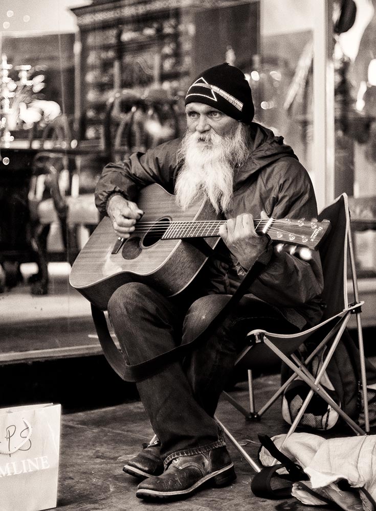 Man with Guitar – New Orleans